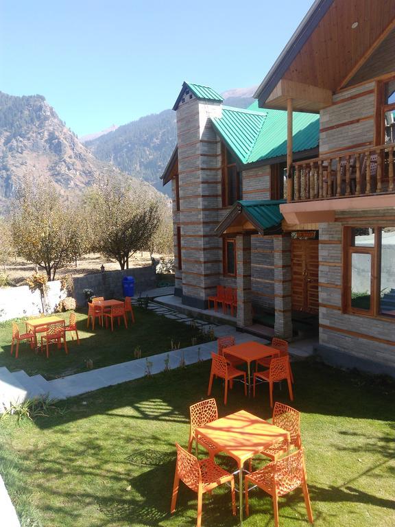 Gezellig Inn - Tree Hill Cottages & Kanyal Villas Manāli Exteriér fotografie
